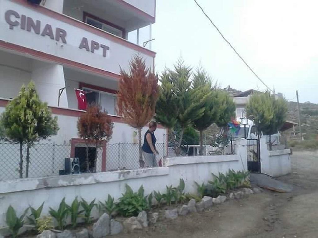 Türkeli Avsa Cinar Apartアパートホテル エクステリア 写真