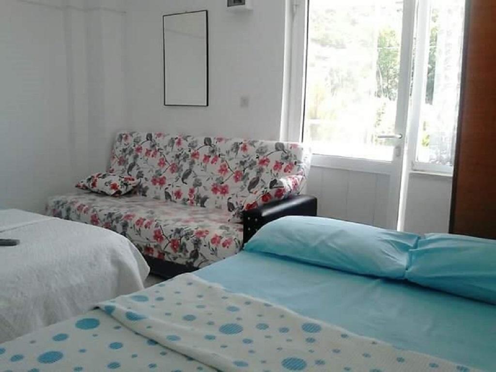 Türkeli Avsa Cinar Apartアパートホテル エクステリア 写真
